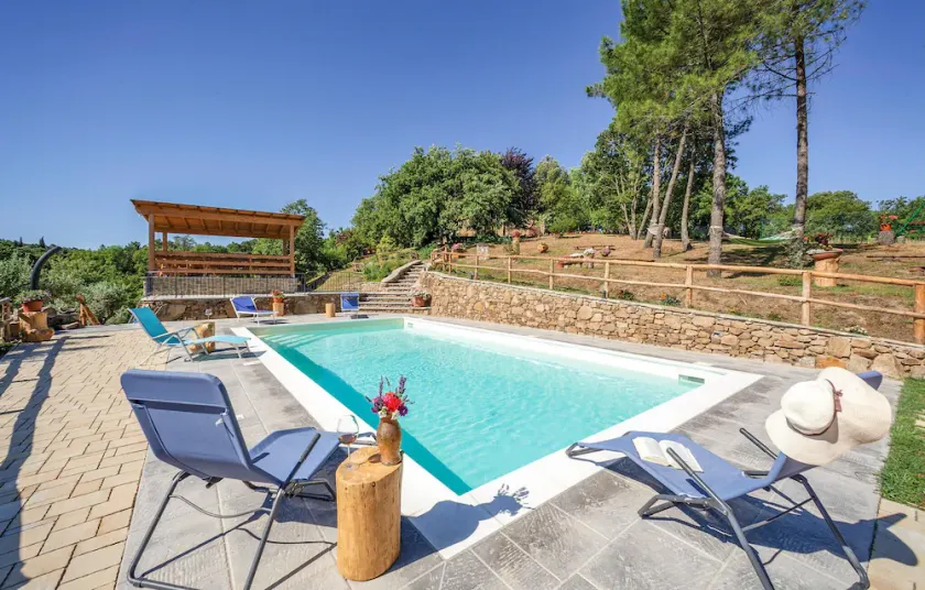 Beautiful home in Monte San Savino -AR- - Image 1