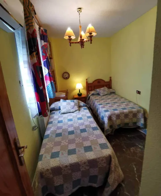 SPACIOUS AND COMFORTABLE HOUSE IN THE HISTORIC CITY OF ÁVILA: THE CITY WALLS OF ÁVILA - Image 1