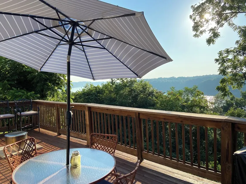 Scenic And Relaxing Lake Home - Deck Offers  One of Absolute Best Lake Views - Image 1