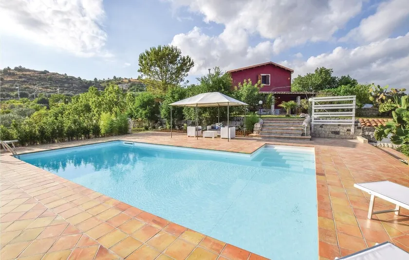 Awesome Home in Giarratana With Outdoor Swimming Pool, 4 Bedrooms and Wifi - Image 1