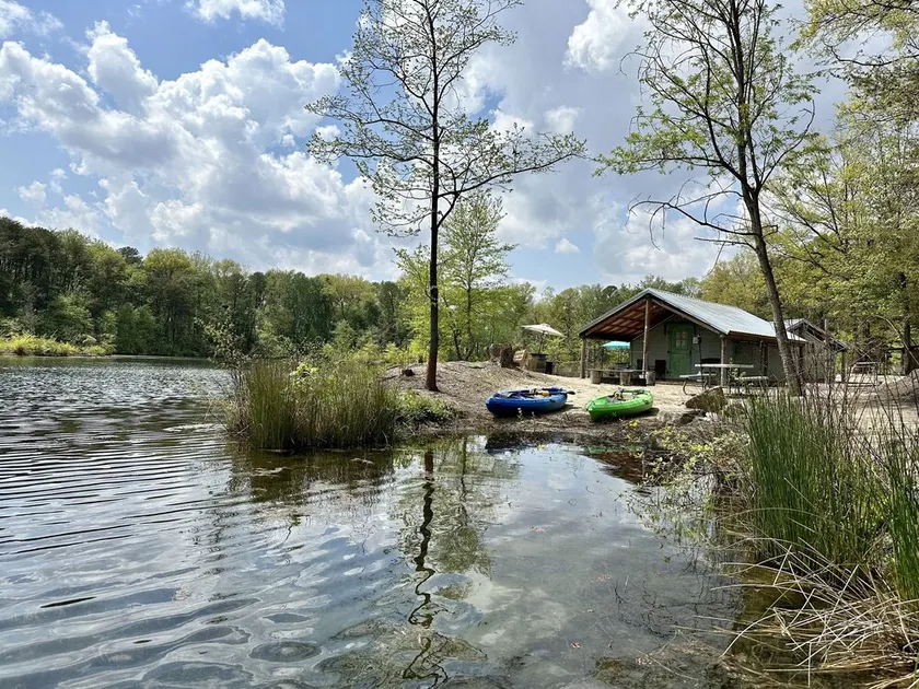 Strand Comber Lake Side lærred Cottage Tent - Image 1