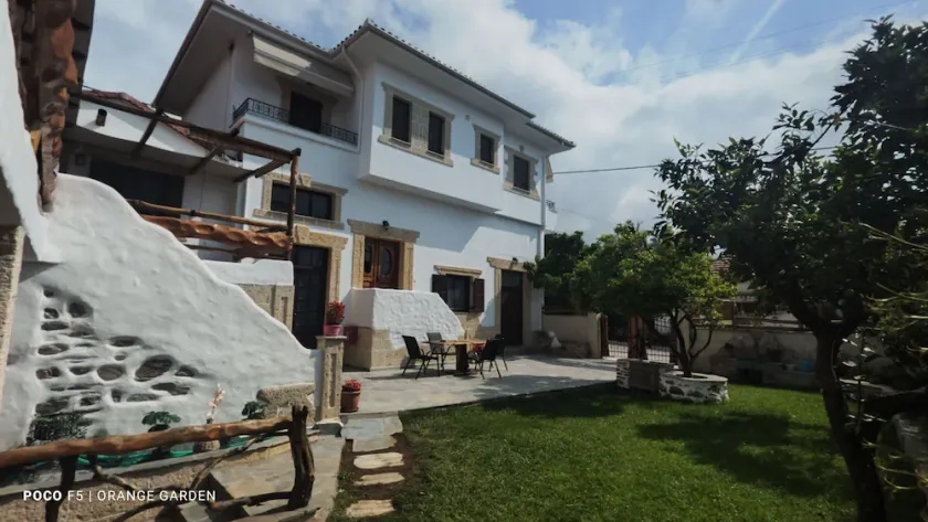 Orange Garden Apartment Kala Nera - Image 1