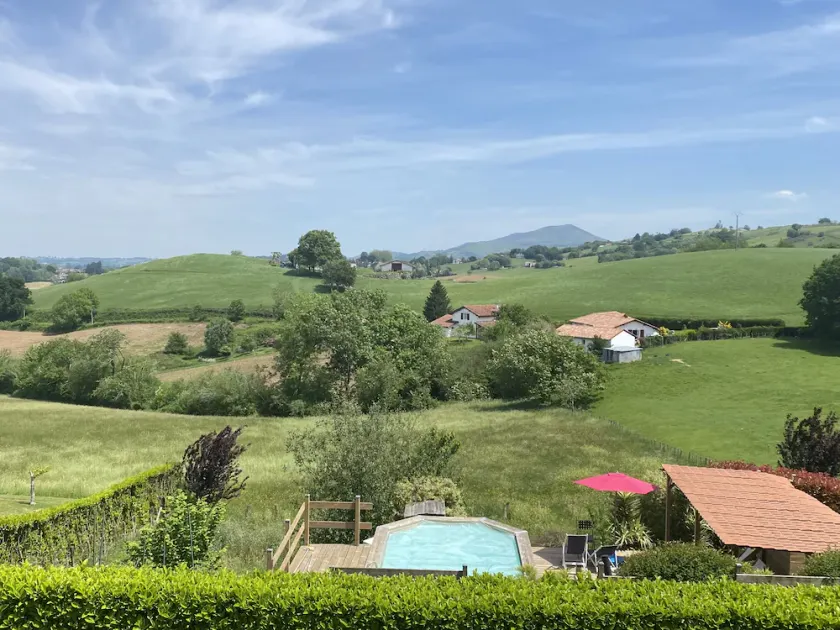Au calme à 5 minutes d'Espelette, Piscine chauffée, Fronton - Image 1