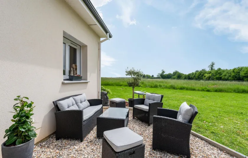 4 Bedroom Beautiful Home In Lyons-La-Forêt - Image 1