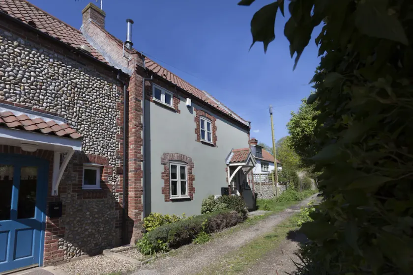 Legion Cottages - Image 1