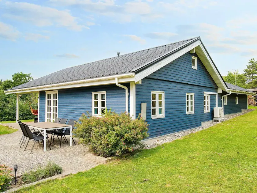 9 person holiday home in Jægerspris - Image 1