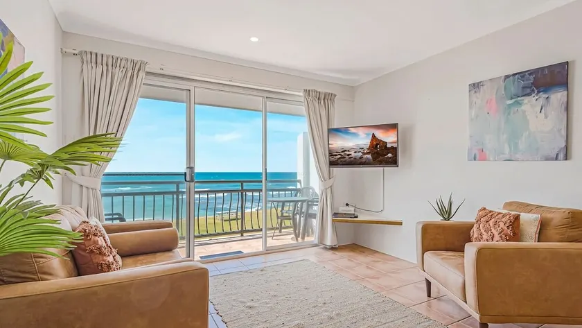 ABSOLUTES WASSERFRONT HOME - Image 1