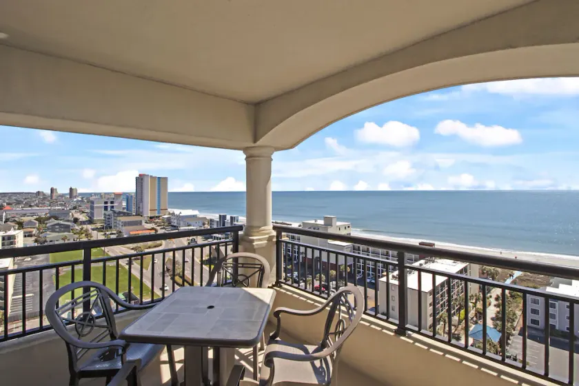3BR- 15th floor- Oceanview North Front Corner Condo - Image 1
