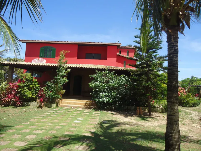 Beach house with pool, lagoon, mini tennis court, and horses. - Image 1