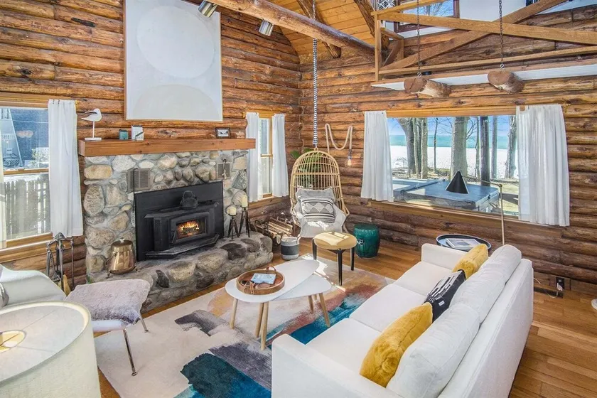 Lagom Sunset Retreat: Hot Tub, Lake Michigan Beach, Home Theater, Sunset Views - Image 1