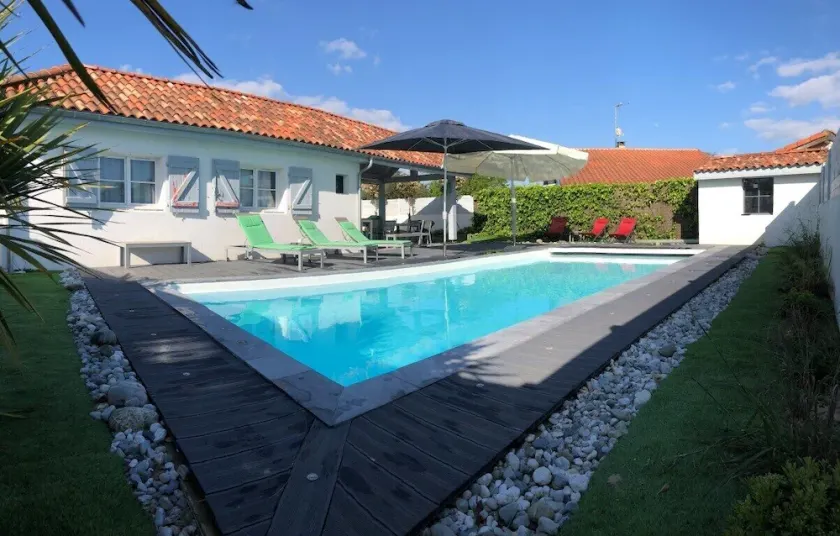 Villa avec piscine pour 10/12 personnes.Wifi gratuit - Image 1