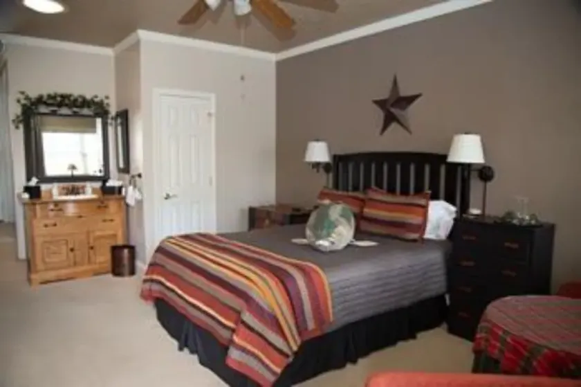 Fisherman's Folly GUESTROOM at Arbor House Inn Inn Bed & Breakfast - Image 1
