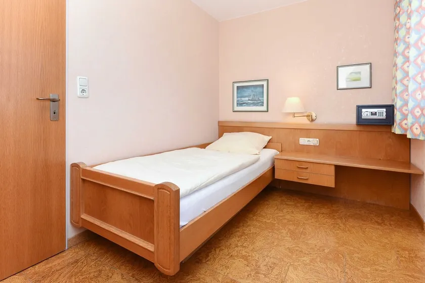 Hotel-Pension Störtebeker - Image 1