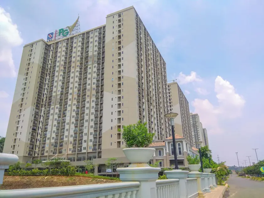Good Choice and Homey Studio Podomoro Golf View Apartment - Image 1