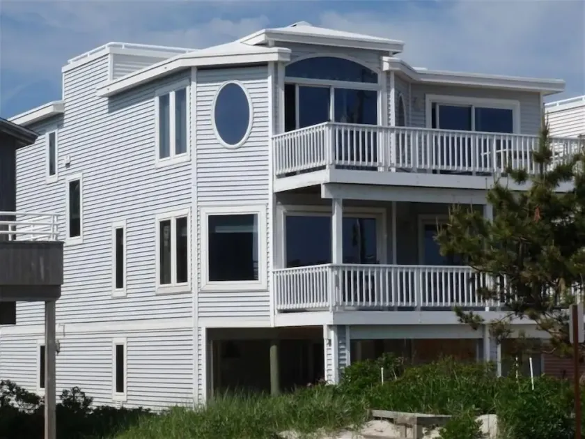 Beautiful Ocean Views, Large House, Harvey Cedars, Atlantic Ave - Image 1