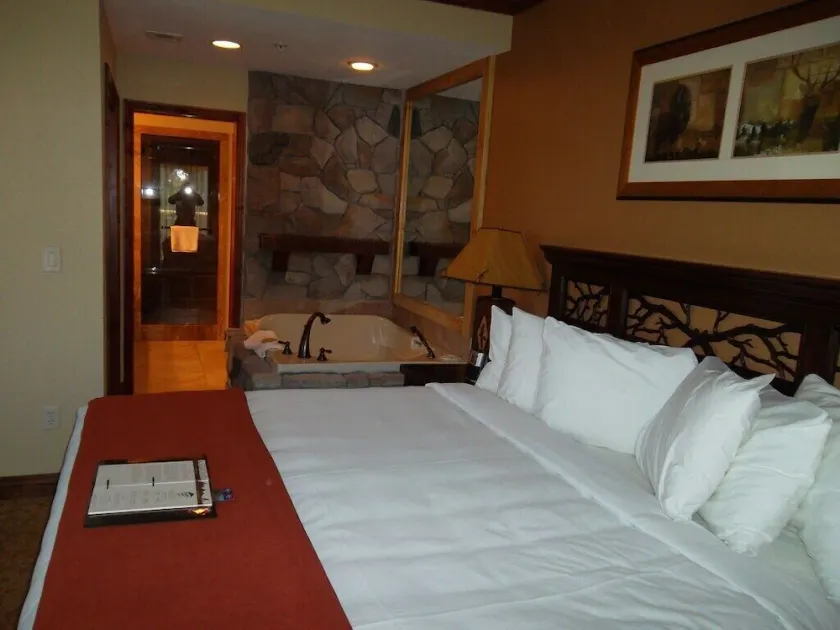 Ski In, Ski Out Park City Four Bedroom with Lock Off - Image 1