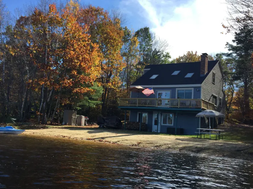 Locke Lake Beachfront Vacation Home - Image 1