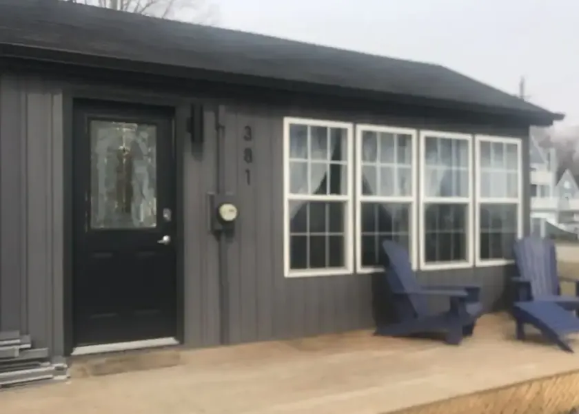 Lakeview cottage-10 min walk to main beach - Image 1