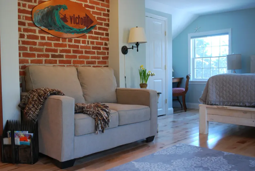 ★ The Osprey Nest Suite ★ Private Entrance & Bath ★ - Image 1