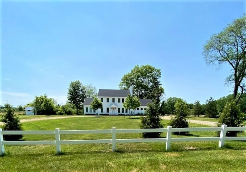 Tranquil and Stunning Farmhouse in the Heart of Harbor Country ... A+ Location! - Image 1