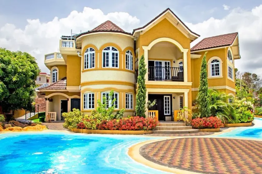 The Best Vacation 2 Bedrooms Townhouse in MoBay - Image 1