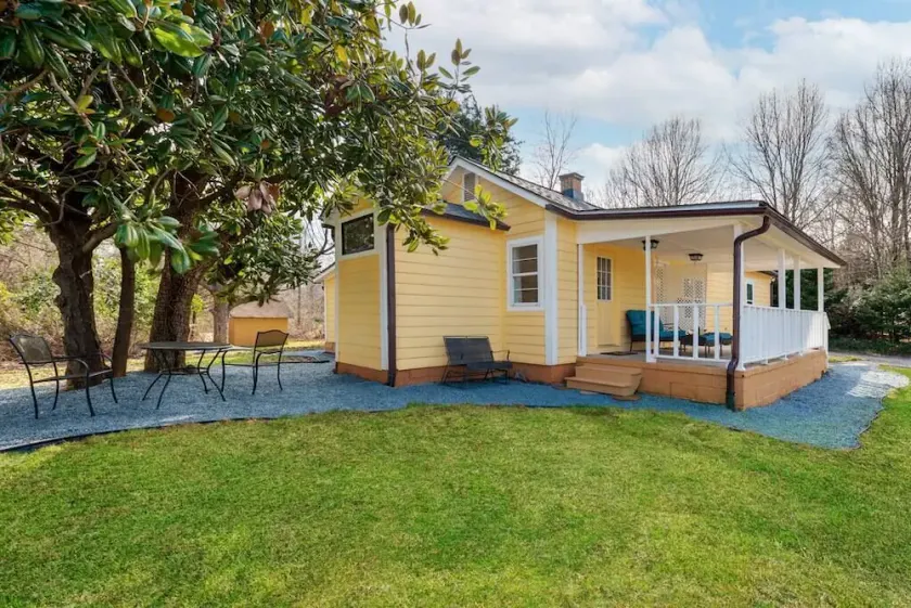 Renovated (2 for 1) Mellow Yellow near DT Waxhaw - Image 1