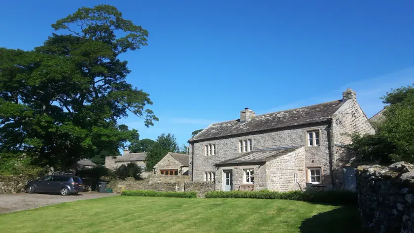 Beautiful Grade II listed house with stunning uninterrupted views. Sleeps 8 - Image 1