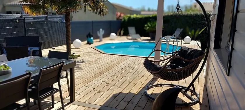 Quiet villa with pool in Marennes 3km from the ocean - Image 1