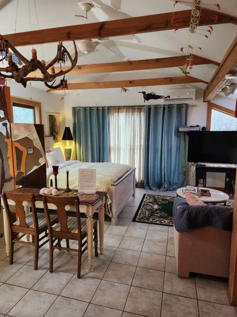 ORIENTAL SUITE Individual Rental - Image 1