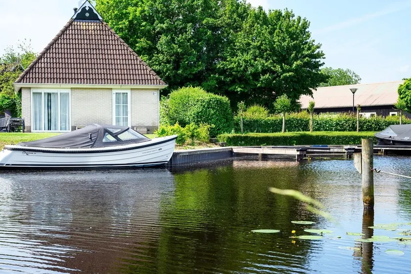 Beautiful Holiday Home in Earnewald with Wellness - Image 1