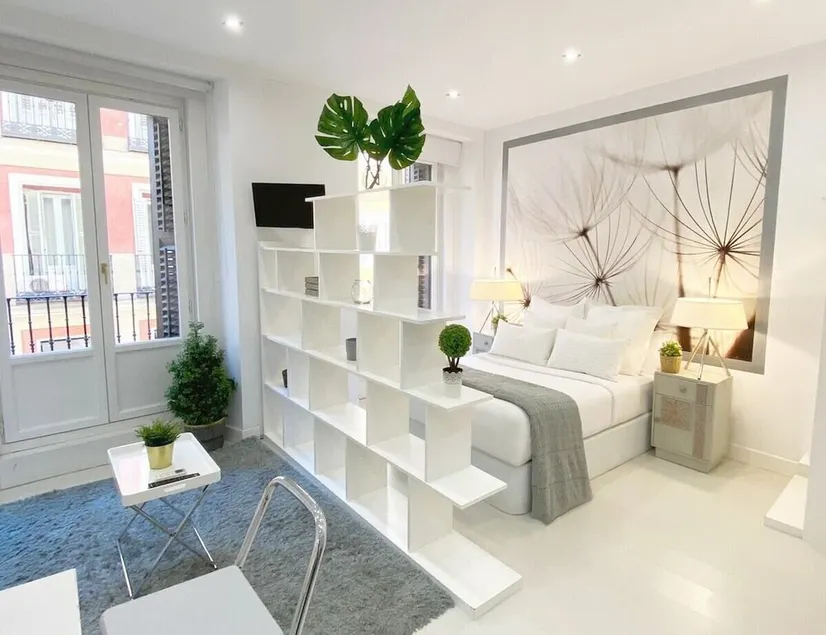 Design apartment in Plaza Mayor 2 I - Image 1