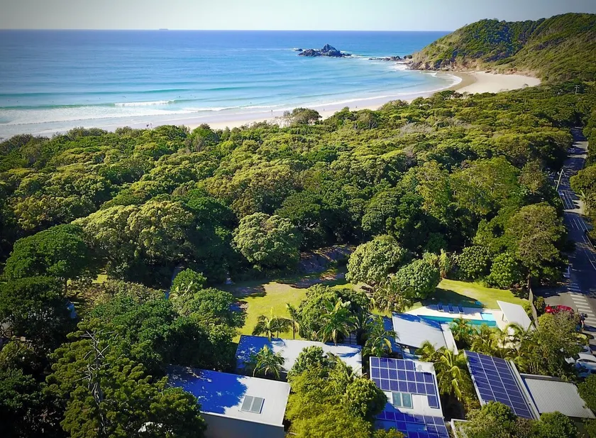 Picadilly Pavilions - Broken Head / Byron Bay - Image 1