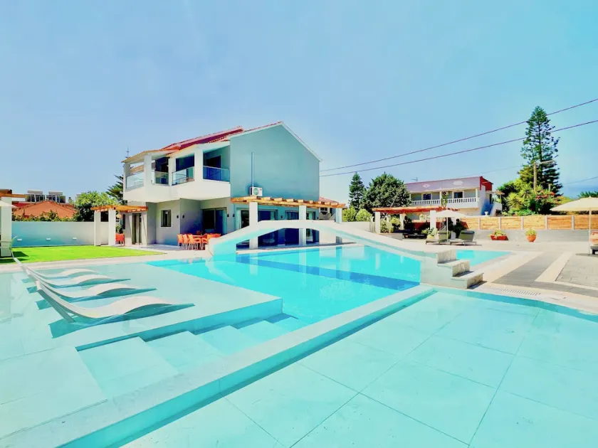 Villa Cielo with private pool in Canal D'Amour by DadoVillas - Image 1
