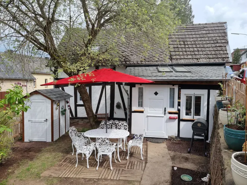 Half-timbered house 2+2 with garden. Conveniently located Koblenz/ Neuwied. - Image 1