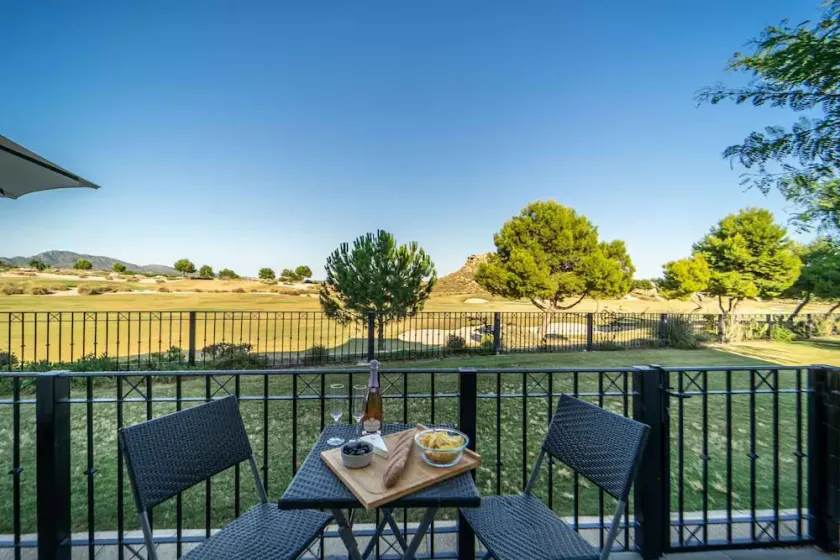 Front line Golf Course. 2 bedroom/bathroom apartment, private Jacuzzi area, - Image 1