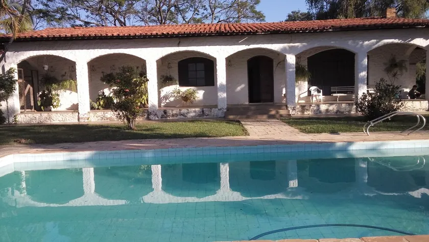 Solluar farm in Porto Feliz, accessible via km 90/93 of the Castelo Branco highway. - Image 1