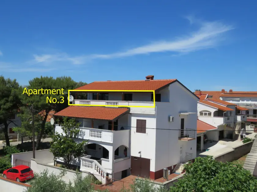 Apartmani Gloria -Leon, top location, large apartment with terrace 50m2 and sea view - Image 1