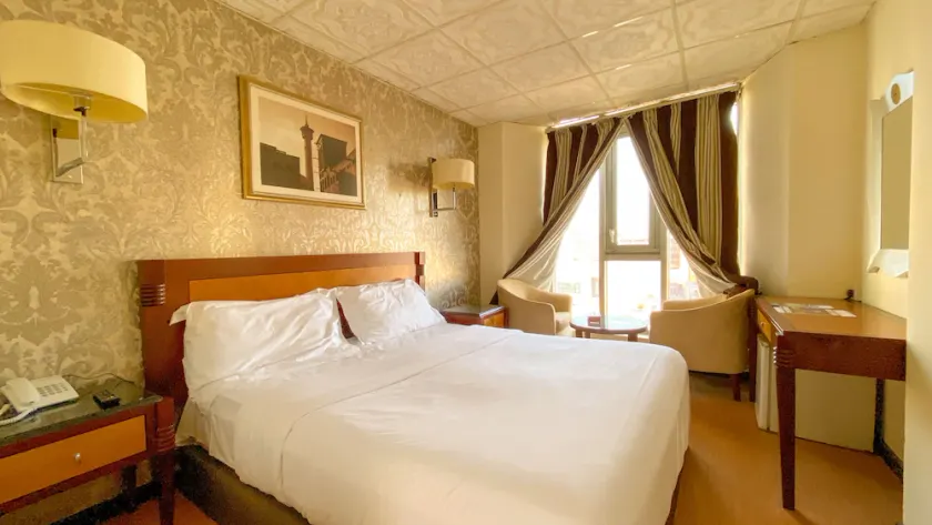 New Penninsula Hotel - Image 1