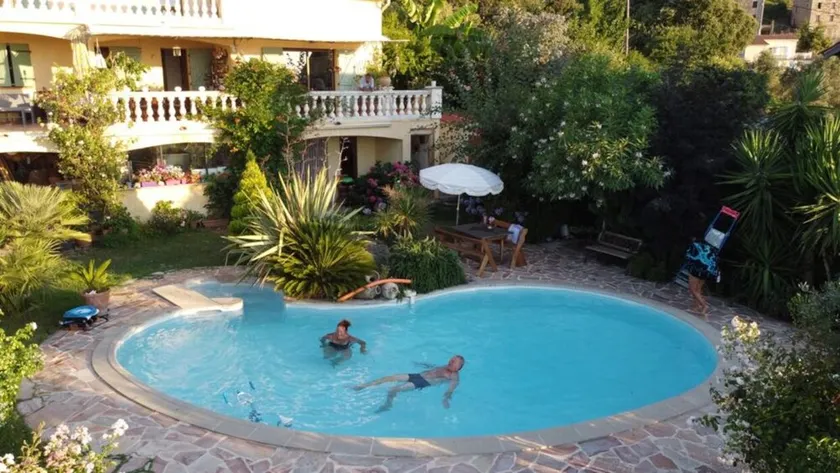 Piccolo angolo di paradiso, piscina privata panoramica con vista mare e montagna, - Image 1