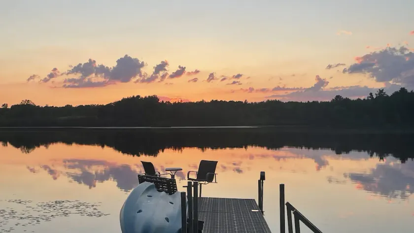 Popple Lake House Getaway - Image 1