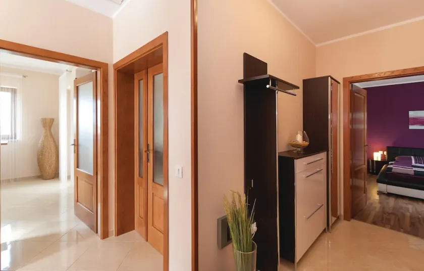 Stunning Home In Kastelir - Image 1