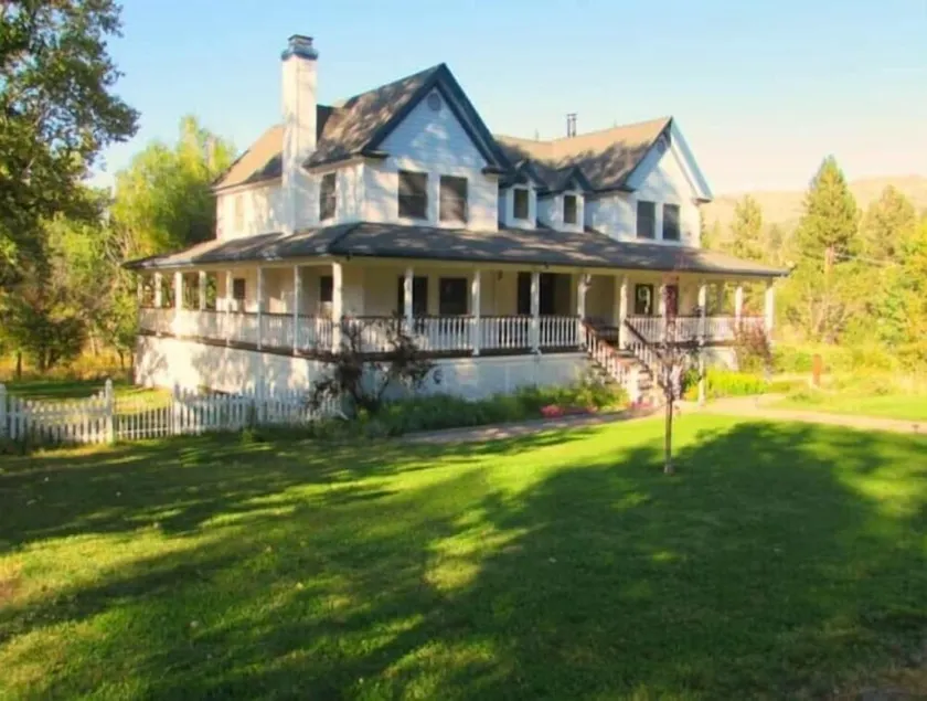 Markleeville Creek House - Image 1