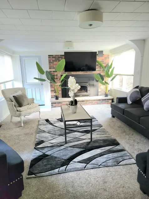 Cozy Country Home. 5 minutes from Sunset Bay Beach! - Image 1