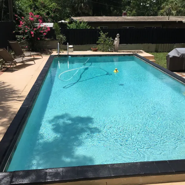 Ideale Lage, Charmantes Haus, geräumig und mit einer vollständigen Runde Pool spielen! - Image 1