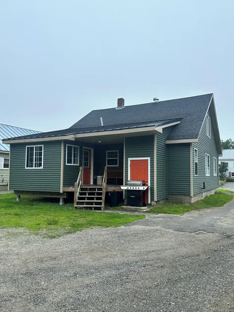 Direct Trail Access! Downtown - Full Home! - Image 1