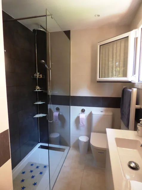 Maison 6 personnes dans zone ombragée avec piscine collective proximité mer - Image 1