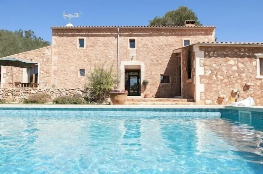 Charming country house with pool, beautiful outdoor, a7c and Wi-Fi. - Image 1