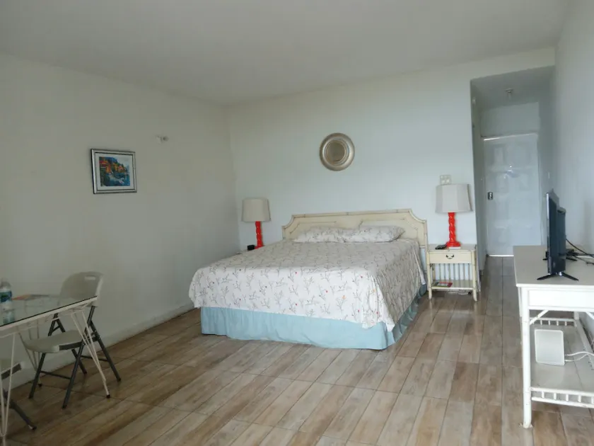  Montego Bay City Studio - Image 1
