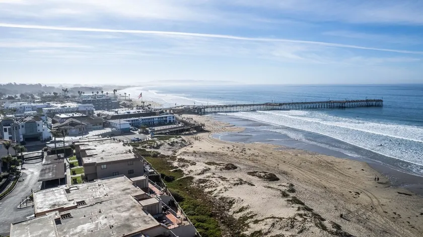 127 Pismo Shores: 3  BR, 2  BA Condominium in Pismo Beach, Sleeps 8 - Image 1