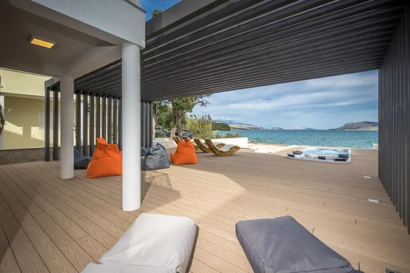 House direct on the beach near to Novalja Zrce - Image 1